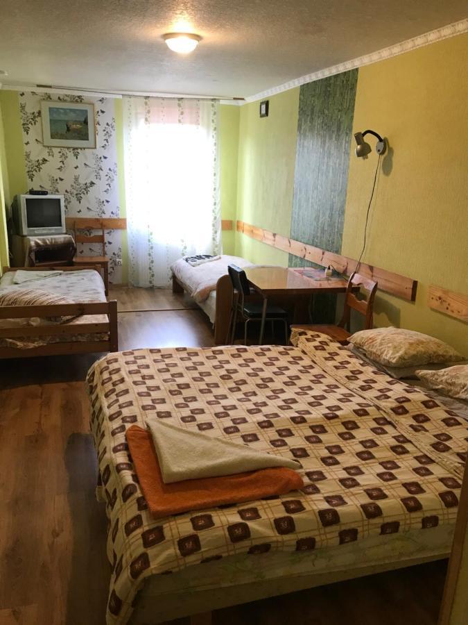 Отель Viesu Nams Juras Sapni Dundaga Экстерьер фото
